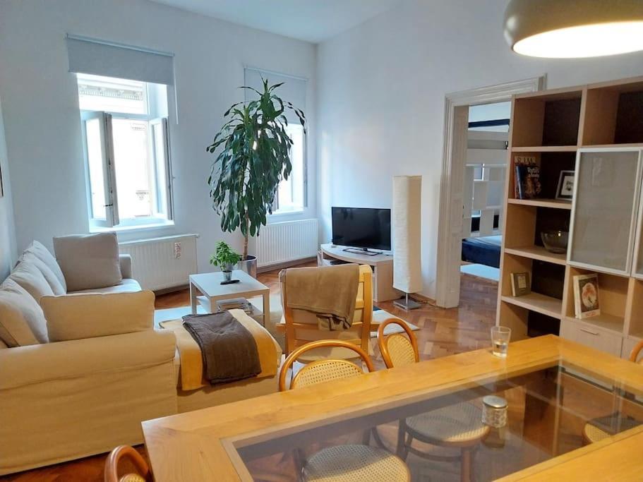 Zagreb Central 2Br + Parking Esterno foto